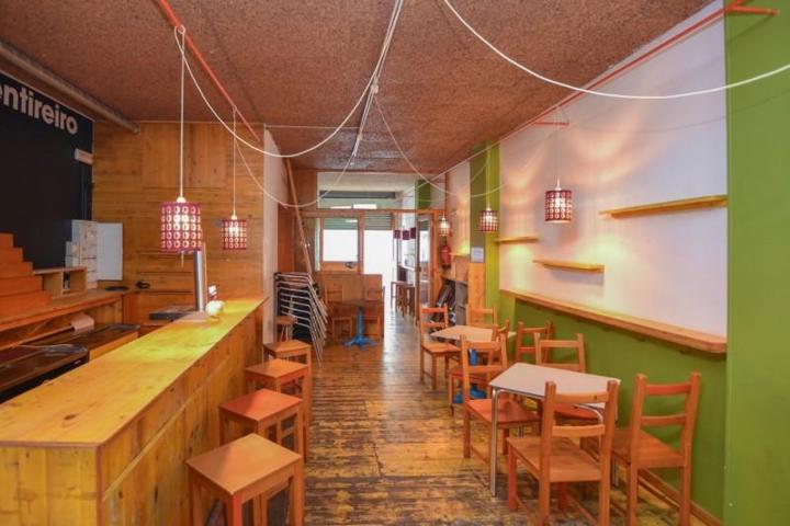 Local comercial en venta en A Coruña, Plaza de España-Orillamar photo 0