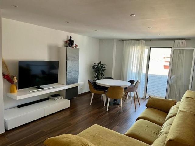 Piso en venta en Chiva, Área de Chiva photo 0