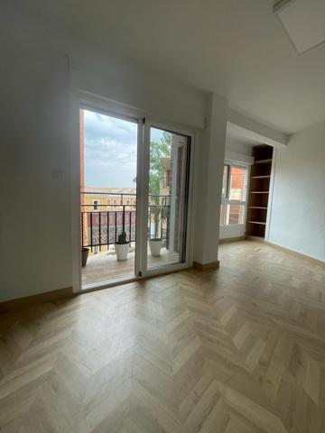 Piso en venta en Murcia, Molinos del Rio photo 0