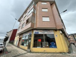 Local comercial en venta en Ponferrada, Alta photo 0