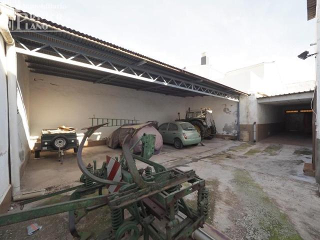 Casa en venta en Tomelloso, Centro photo 0