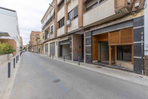 Local comercial en venta en Benetússer, Benetússer photo 0