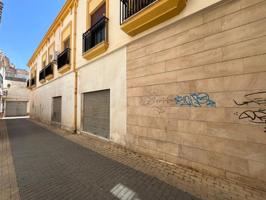 Local comercial en venta en Lorca, Corredera photo 0