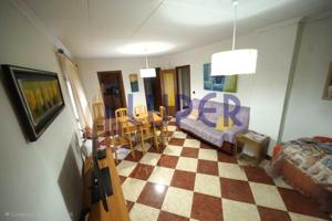Casa en venta en Agost, Agost photo 0