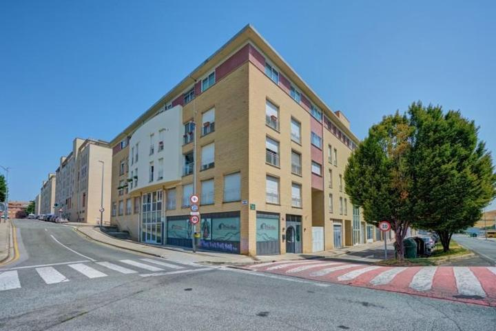 Local comercial en venta en Beriáin, Beriáin photo 0