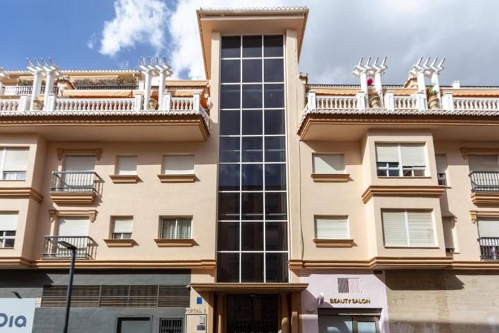 Piso en venta en Maracena, Zona metropolitana photo 0