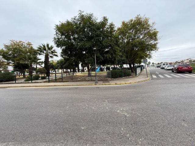 Adosada en venta en Villanueva del Ariscal, Andalucia photo 0