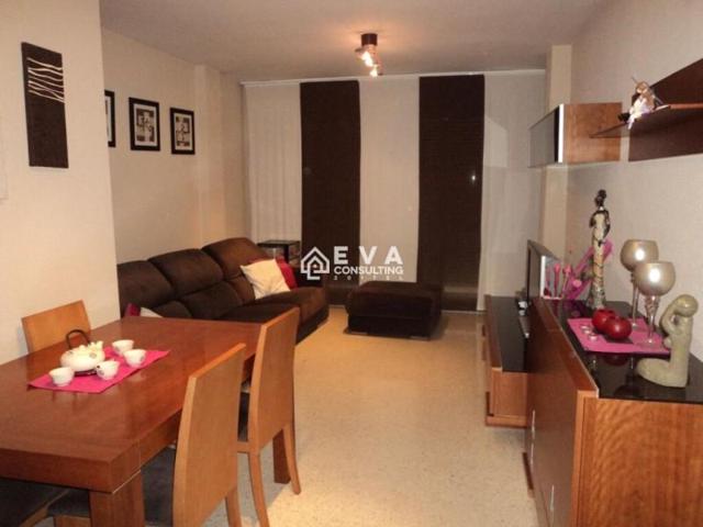 Piso en venta en Villarreal photo 0