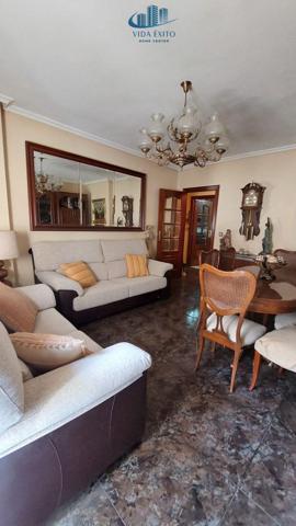 Piso en venta en Jaén, La Alameda photo 0