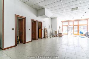Local comercial en venta en Carballo, Rúa río anllóns photo 0