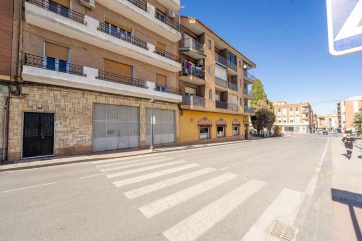 Local comercial en venta en Guadix, CATEDRAL photo 0