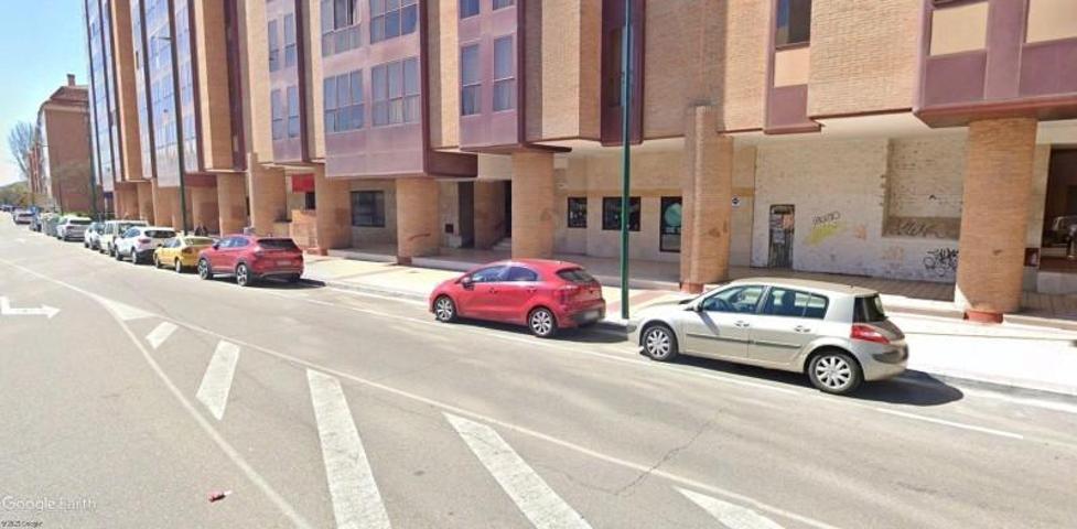 Local comercial en venta en Valladolid, Paseo Zorrilla photo 0