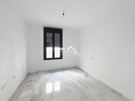 Piso en venta en Lucena, Calle Corralás, 14900 photo 0
