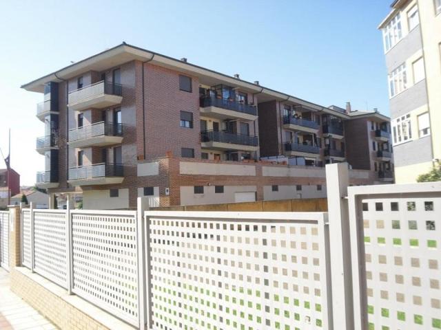 Piso en venta en León, Trobajo del Camino photo 0