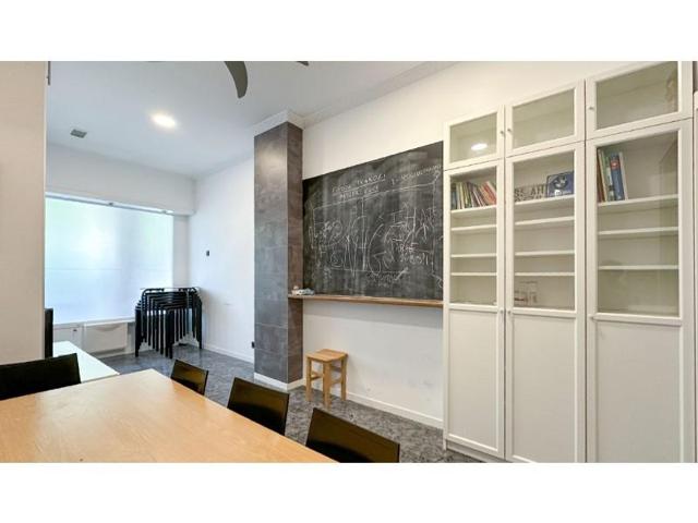 Local comercial en venta en Hernani photo 0