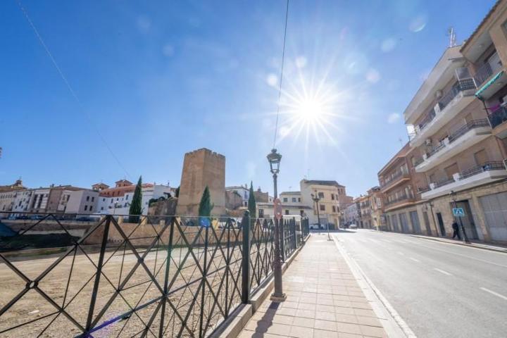 Local comercial en venta en Guadix, CATEDRAL photo 0