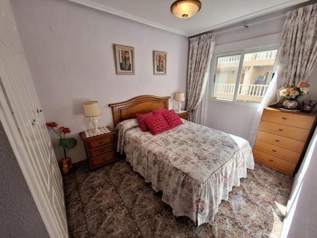 Piso en venta en Guardamar del Segura photo 0