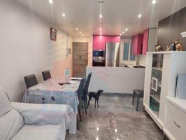 Piso en venta en Sant Adrià de Besòs photo 0