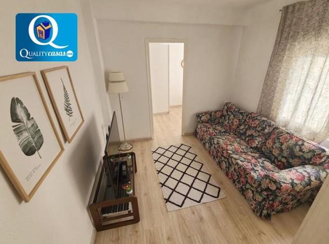 Apartamento en venta en Alicante, Carolinas Altas photo 0