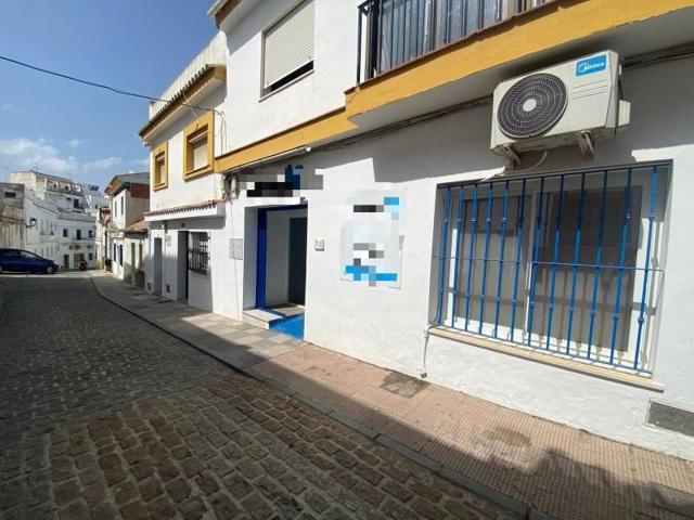 Local comercial en venta en San Roque, Casco urbano photo 0