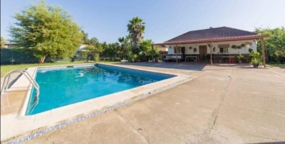 Chalet en venta en Córdoba, El Higuerón photo 0