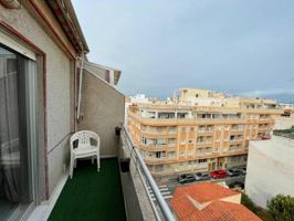Apartamento en venta en Torrevieja, Centro photo 0