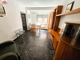 Piso en venta en Valencia, Torrefiel photo 0