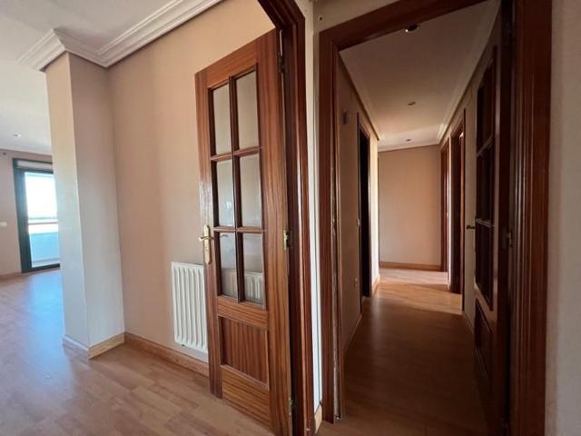 Piso en venta en Cáceres, Macondo - Los Castellanos photo 0