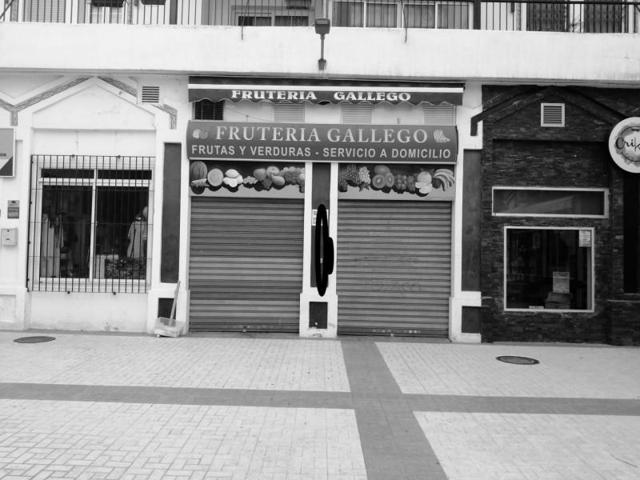 Local comercial en venta en Torremolinos, Centro photo 0