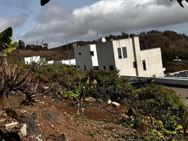Terreno en venta en Arucas, LOS PORTALES photo 0