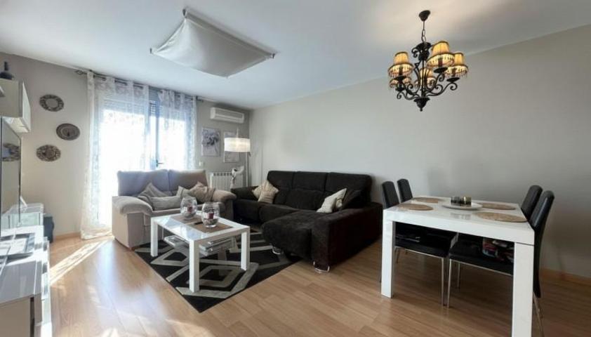 Piso en venta en Tarazona, Tarazona photo 0