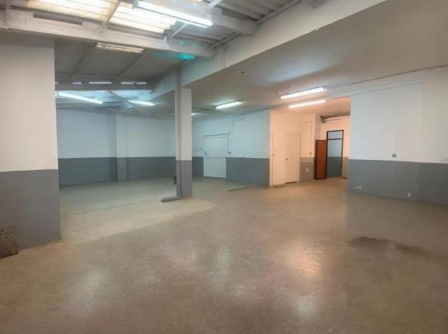 Local comercial en venta en Canals, CENTRO photo 0