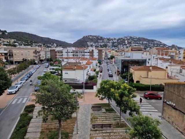 Apartamento en venta en Roses, Centre photo 0