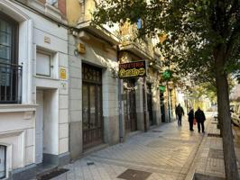 Local comercial en venta en Valladolid, Centro photo 0