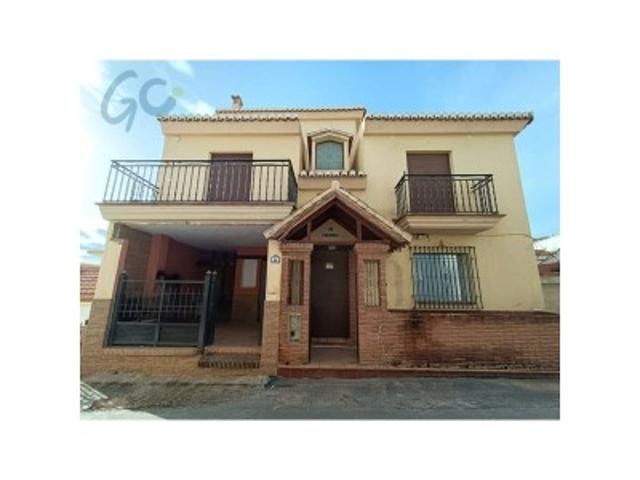 Bungalow en venta en Monachil photo 0