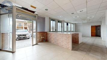 Local comercial en venta en Puig, Monasterio photo 0
