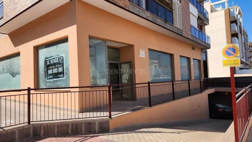 Local comercial en venta en Lorca, La Viña-San José photo 0