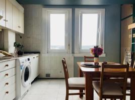 Apartamento en venta en A Coruña, Monelos-Barrio de las Flores photo 0
