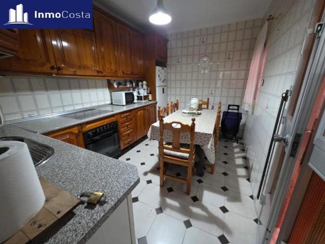 Casa en venta en La Línea de la Concepción, Perianez - Rosales photo 0