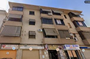 Piso en venta en Zubia, Centro photo 0