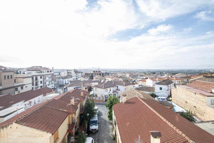 Piso en venta en Zubia, Centro photo 0