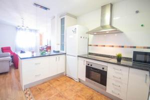 Piso en venta en Zubia, Centro photo 0