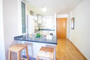 Piso en venta en Zubia, Centro photo 0