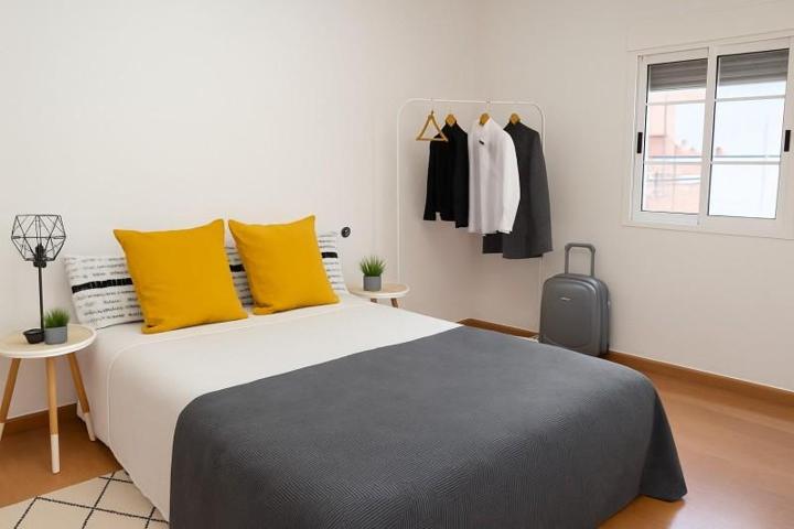 Aticos en venta en Almería, Carrefour photo 0