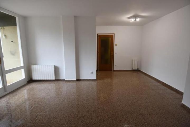 Piso en venta en Girona, Santa Eugènia photo 0