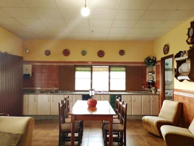 Casa con terreno en venta en El Campillo, Andalucia photo 0