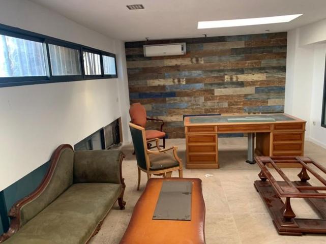 Local comercial en venta en Valencia, Valencia photo 0