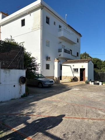 Casa con terreno en venta en Vejer de la Frontera, La oliva photo 0