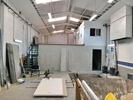 Nave industrial en venta en Reus photo 0