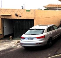 Casa con terreno en venta en Genovés, Tenerife North photo 0